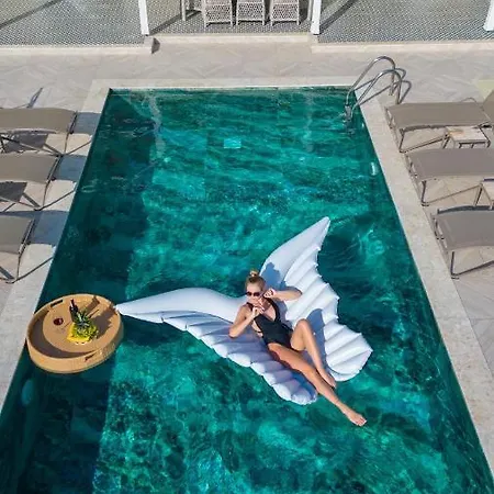 Kalkan Kalamar Koyunda Denize Sifir Oezel Platformlu Elena 2 Villa *