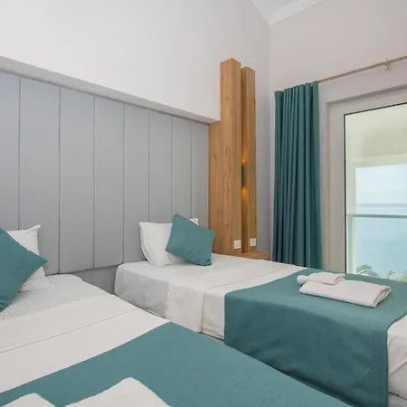 Kalkan Kalamar Koyunda Denize Sifir Oezel Platformlu Elena 2 Villa Kas