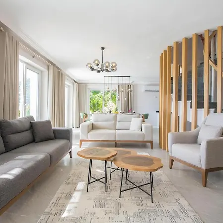 Βίλα Kalkan Kalamar Koyunda Denize Sifir Oezel Platformlu Elena 2 Κας