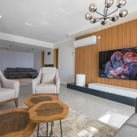 Villa Kalkan Kalamar Koyunda Denize Sifir Oezel Platformlu Elena 2 *
