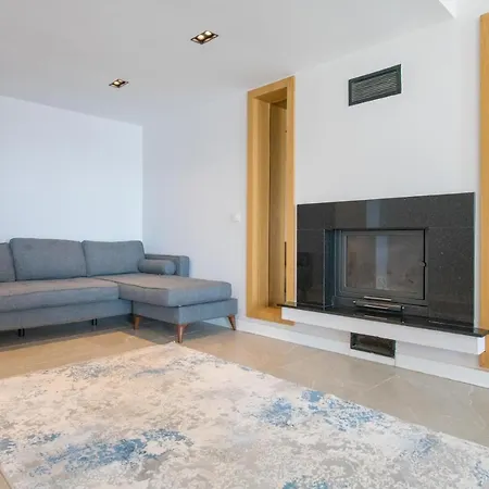 Kalkan Kalamar Koyunda Denize Sifir Oezel Platformlu Elena 2 Villa Kas