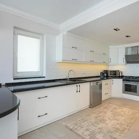 Villa Kalkan Kalamar Koyunda Denize Sifir Oezel Platformlu Elena 2